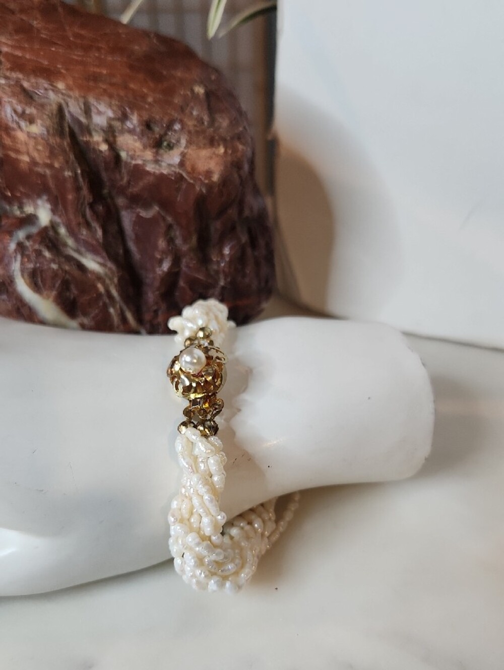 Vintage Freshwater Pearl Beaded | Gold-Tone Ornate Push Clasp Bracelet - Picture 2 of 10